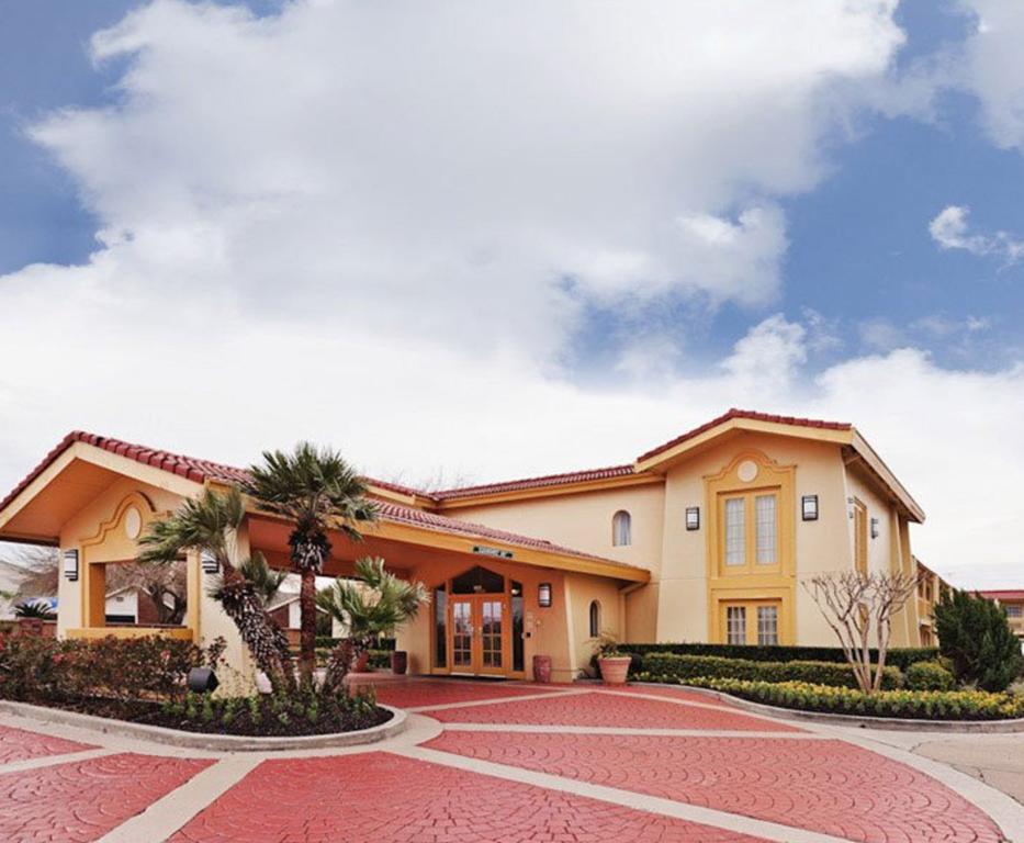 Motel 6 德克萨斯城 外观 照片