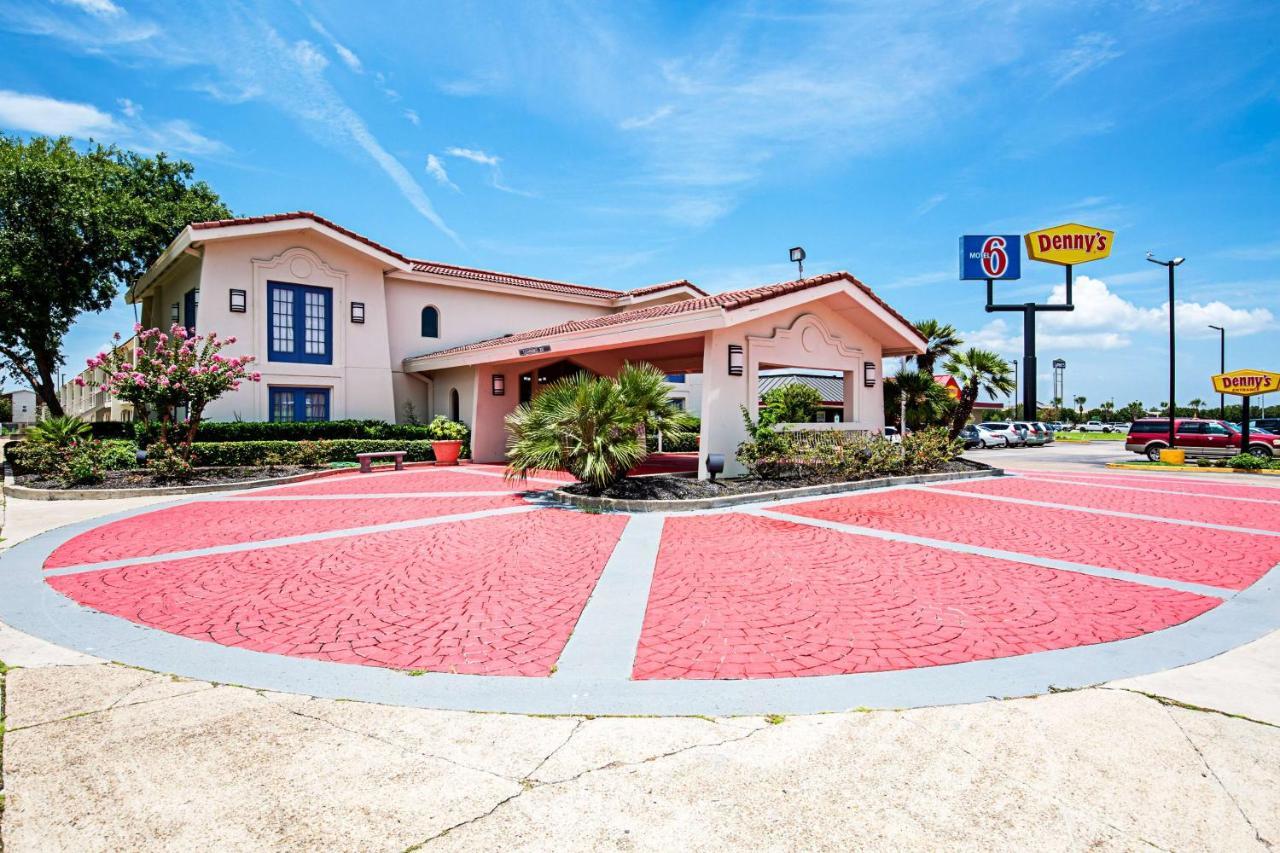 Motel 6 德克萨斯城 外观 照片